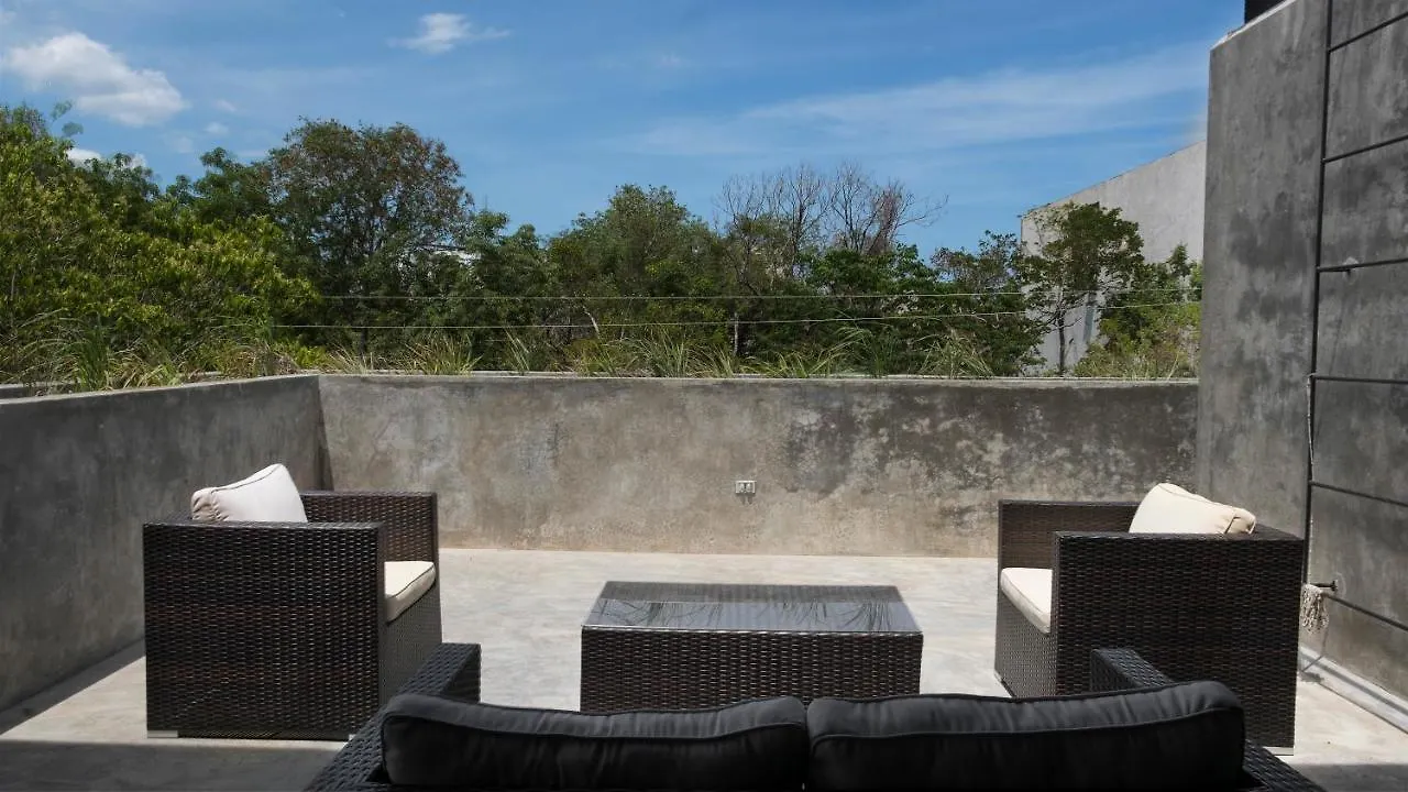 Casa Formato: Tulum Artist Residency Hostel